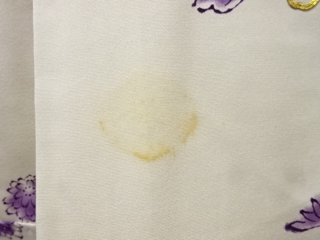  アンティーク　菊模様刺繍振袖